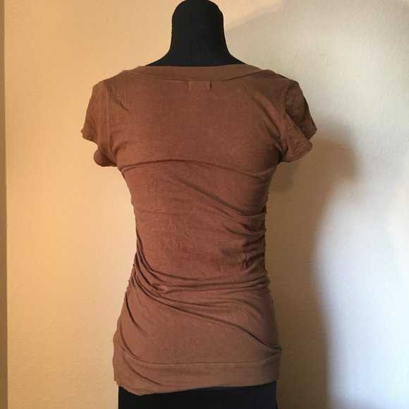 Side Ruching Tee - Picture 3 of 3